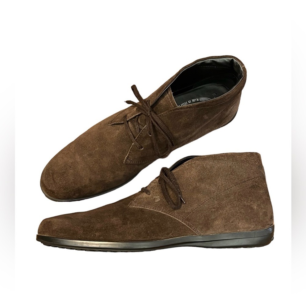 TOD’S Brown Suede Lace-Up Chukka Boots